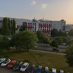 Aura - Balcony - Easy Tram To Old Town - Free Parking Sarajevo