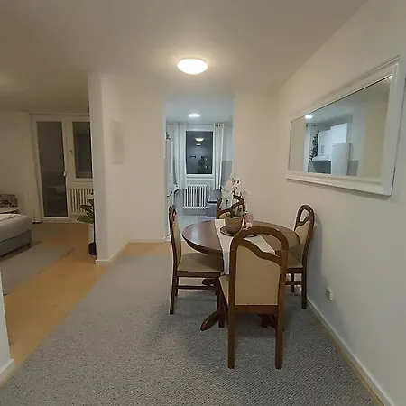 Aura * Σαράγεβο