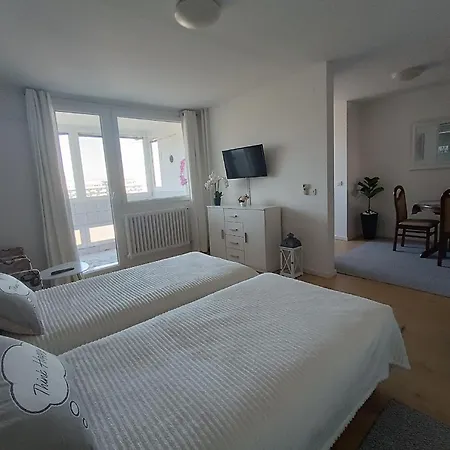 Aura - Balcony - Easy Tram To Old Town - Free Parking Σαράγεβο