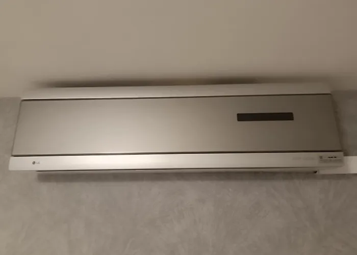 Apartment Aura - Balcony - Easy Tram To Old Town - Free Parking