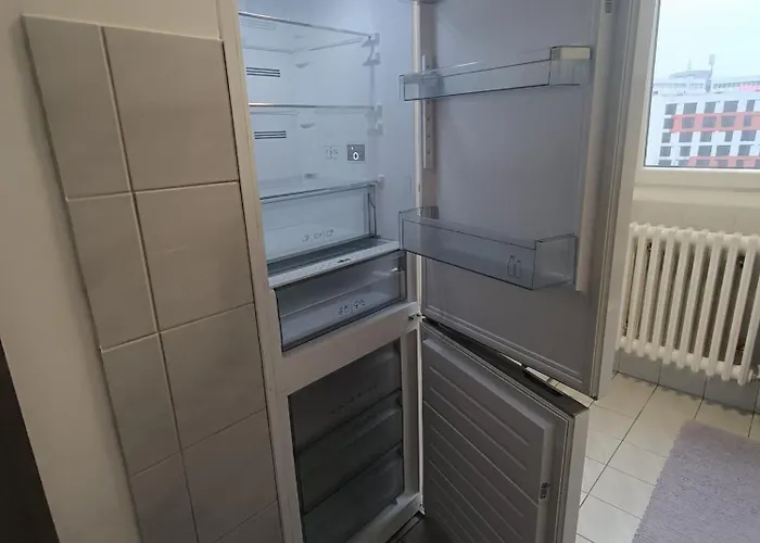 Aura - Balcony - Easy Tram To Old Town - Free Parking Apartment