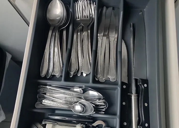 Apartment Aura - Balcony - Easy Tram To Old Town - Free Parking