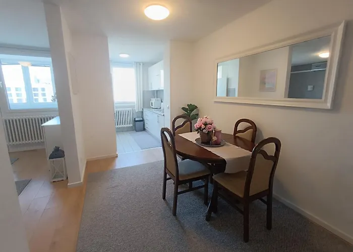 Aura - Balcony - Easy Tram To Old Town - Free Parking