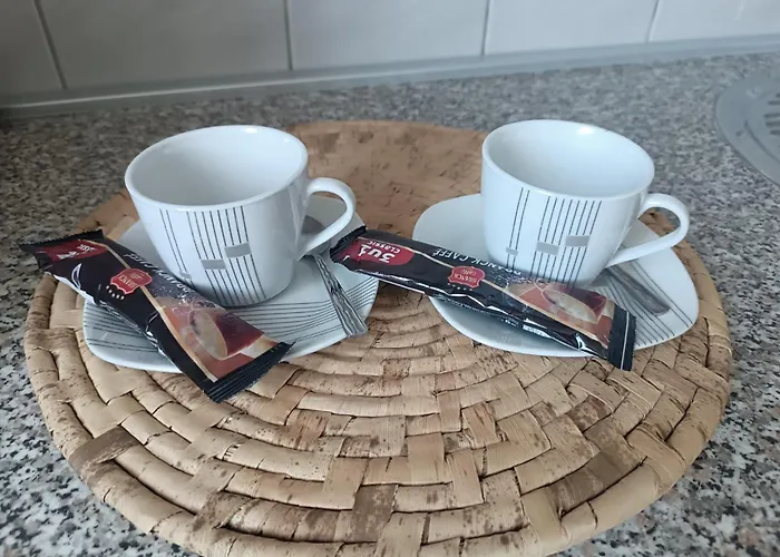 Aura - Balcony - Easy Tram To Old Town - Free Parking