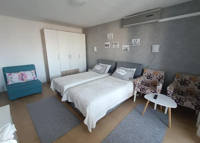 Aura - Balcony - Easy Tram To Old Town - Free Parking * Sarajevo